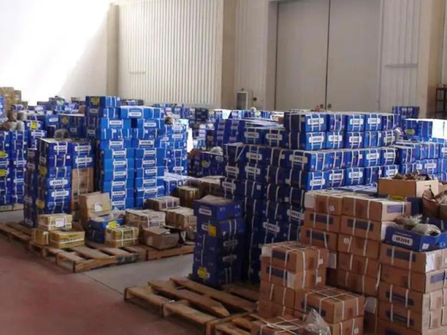 أسطواني الفولاذ المقاوم للصدأ